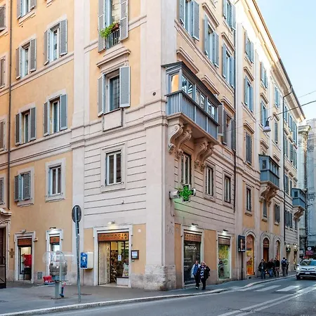 Trevi Fountain Cool Penthouse Irex דירה רומא